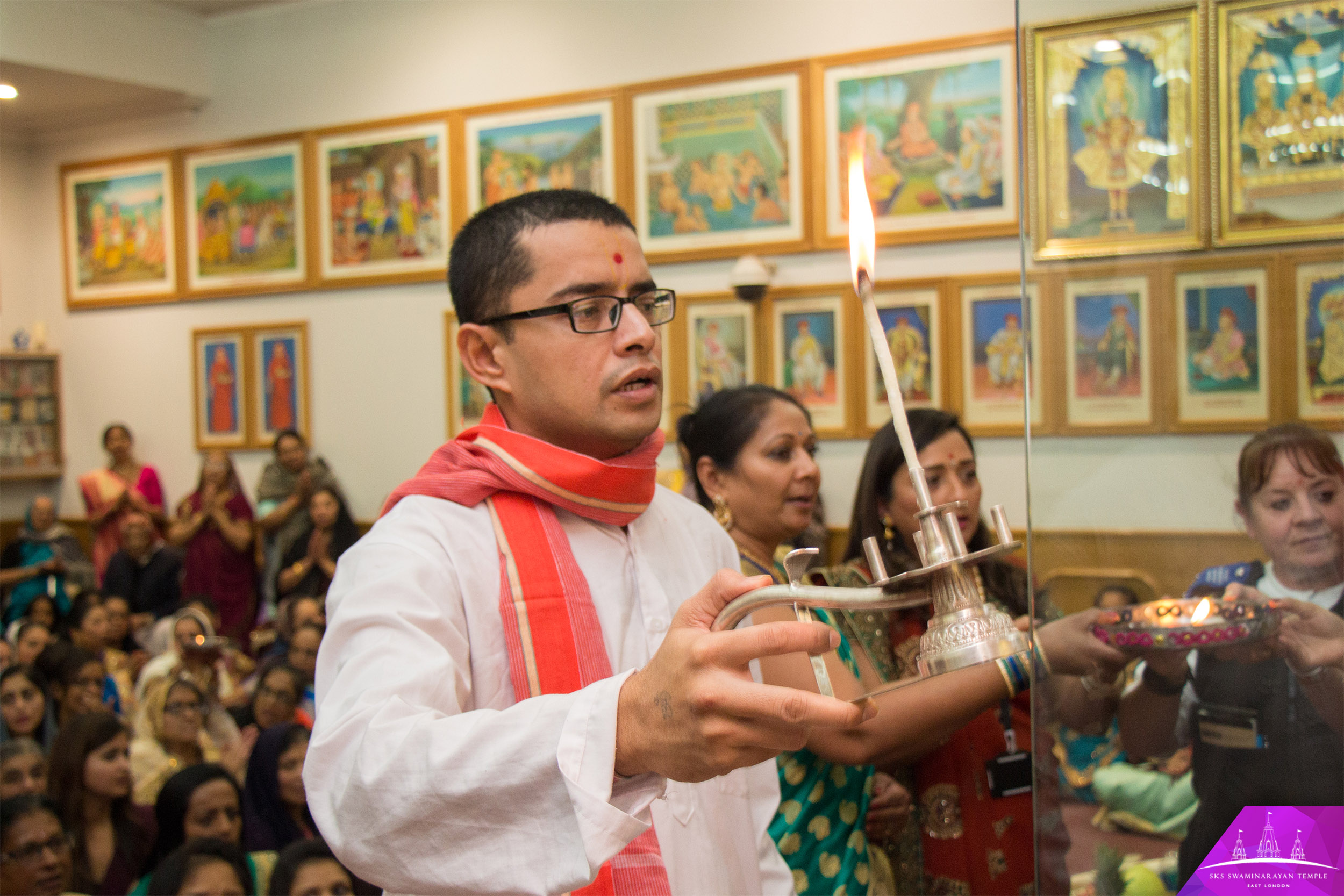 ©1987-2017 SKS Swaminarayan Temple East London